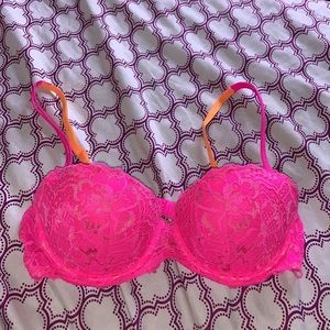PINK Victoria's Secret Push-Up Bra